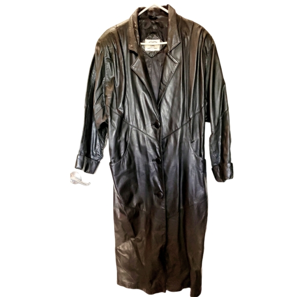 1980 Vintage ladies oversized leather jacket - Picture 1 of 14